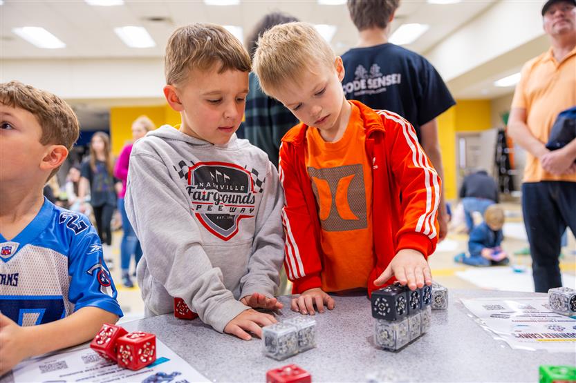 Students and families enjoy STREAM Night